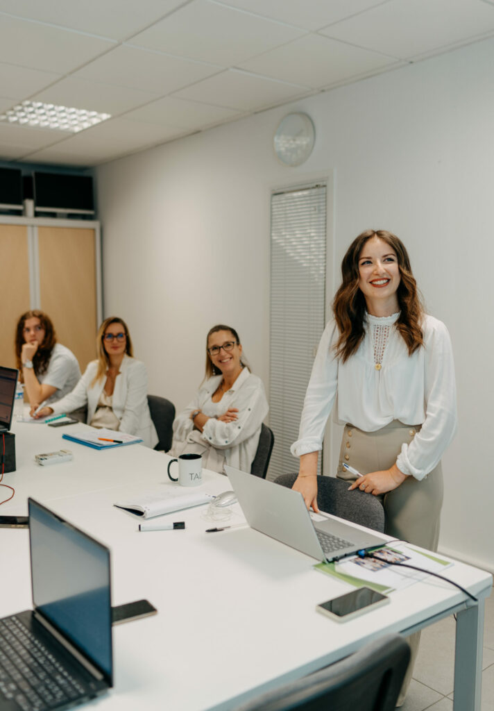 Reportage en entreprise, photographie corporate Saint-Etienne Lyon
